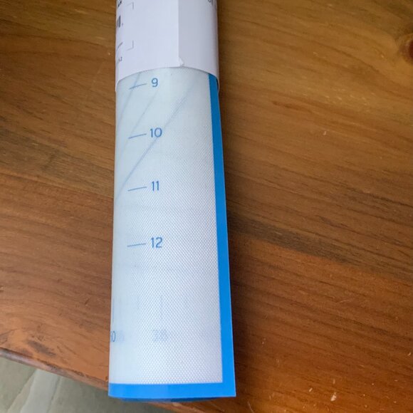 MICKEY MOUSE SILICONE PASTRY MAT - MOUSEWARES - Picture 5 of 8